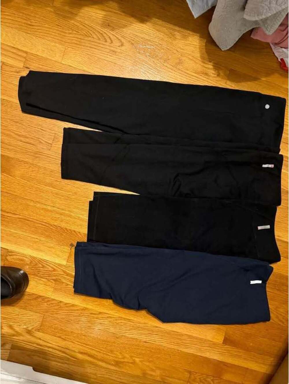 4 pairs Zella capris all size extra large